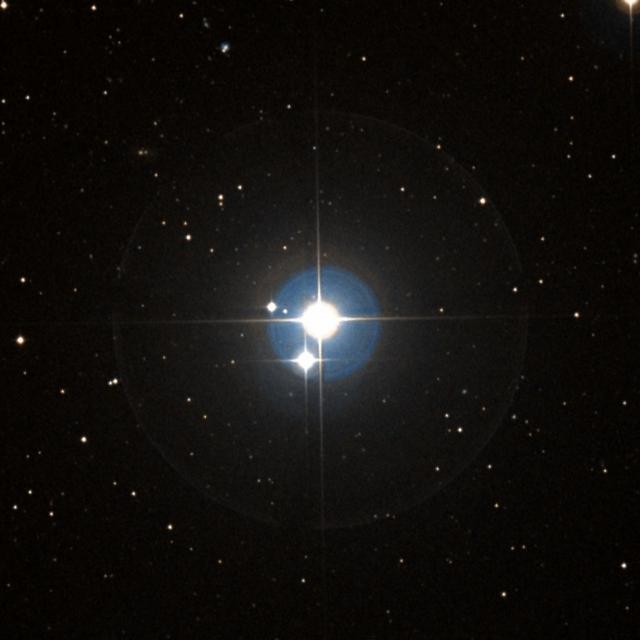 Sky survey frame centred on Intercrus, 18′ across.